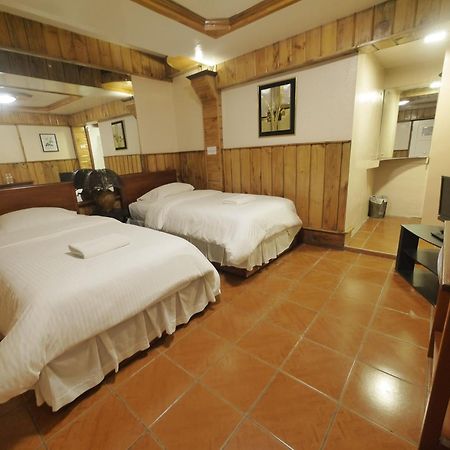 Mountain Lodge And Restaurant Baguio City Εξωτερικό φωτογραφία