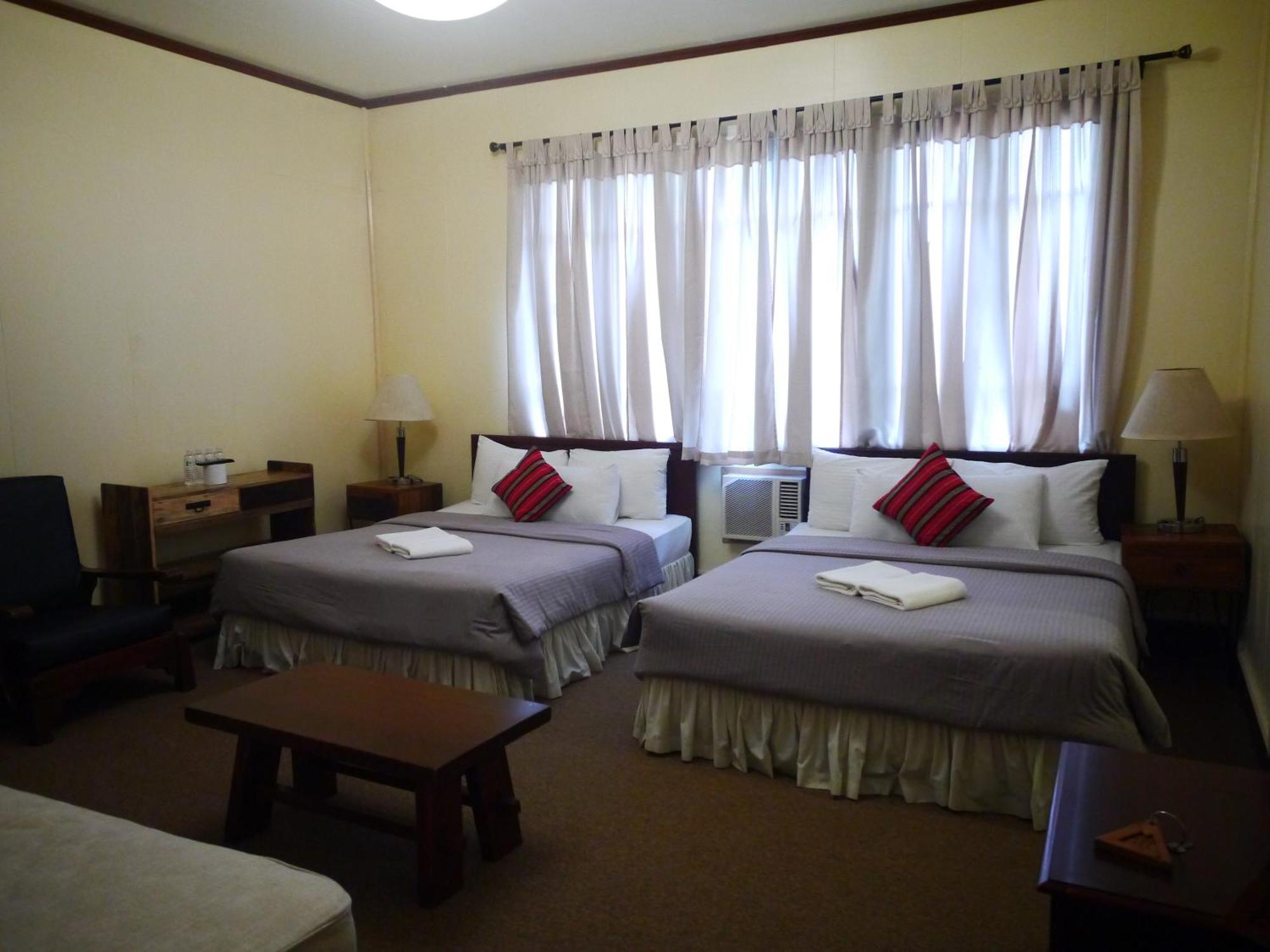 Mountain Lodge And Restaurant Baguio City Εξωτερικό φωτογραφία