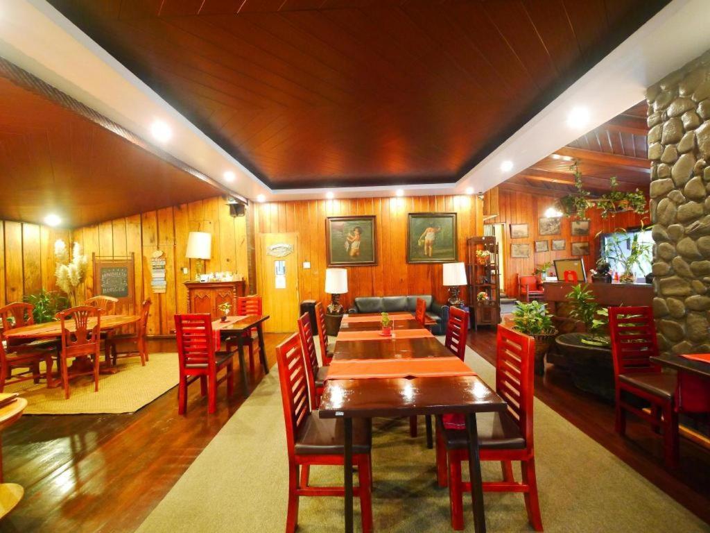 Mountain Lodge And Restaurant Baguio City Εξωτερικό φωτογραφία
