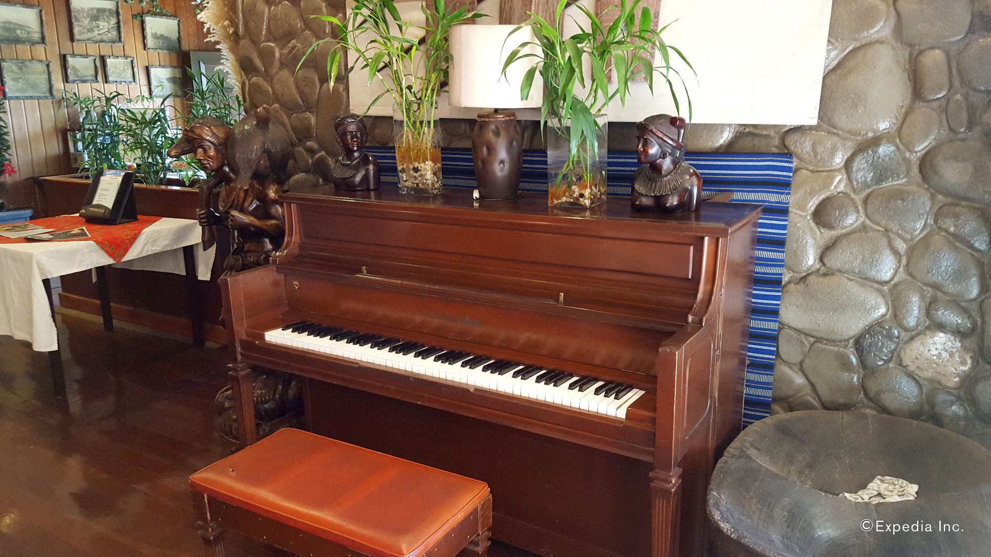 Mountain Lodge And Restaurant Baguio City Εξωτερικό φωτογραφία